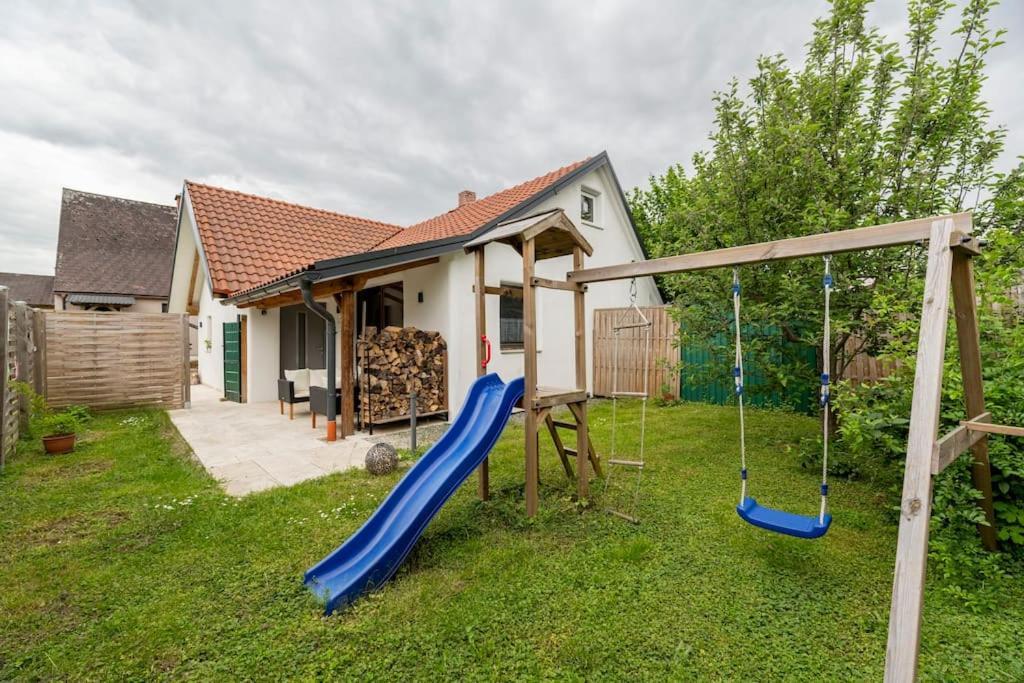 Idyllic Holiday Home - Relaxation Place Leibnitz Kültér fotó